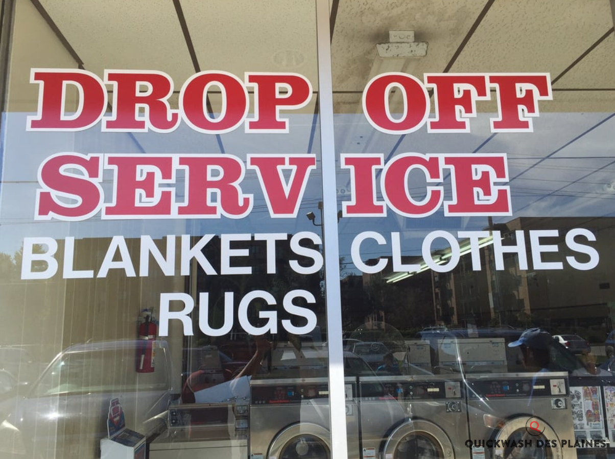 Self-service laundromat near 60018 IL at Quick Wash Des Plaines